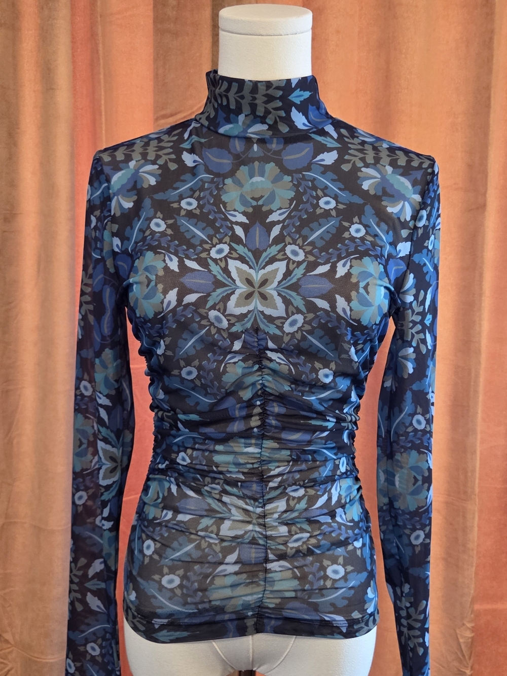 Avec Les Filles Navy/Blue/Black Mesh Mock Neck Ruched Long Sleeve Top NWOT